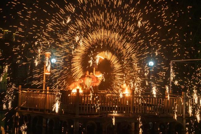 九游app：北京元宵节赏灯攻略 多场庙会精彩纷呈(图5)