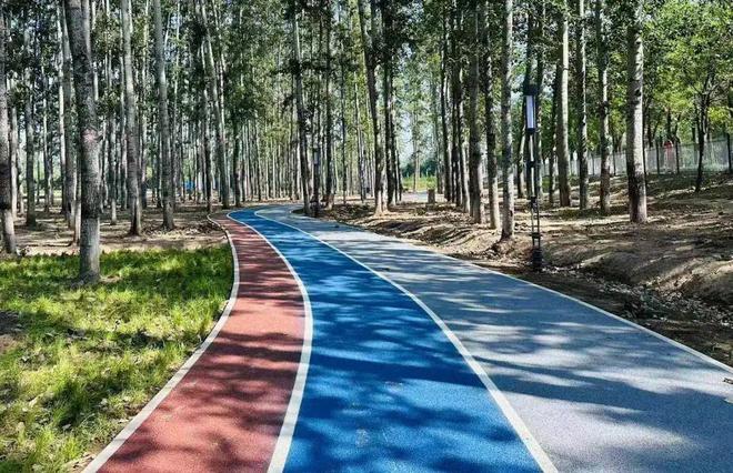 特色健身步道、儿童游乐场…快来顺义这处火出圈的宝藏公园逛一逛→(图3)