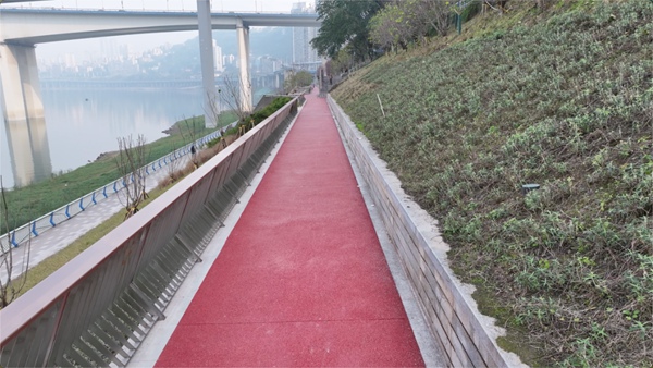 重庆持续做靓现代化国际大都市滨江风景线