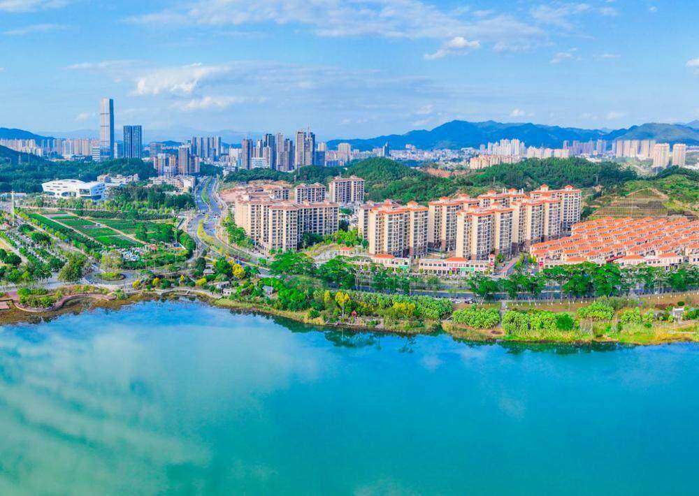 九游app：广州增城：“揽才号”驶向北京提供235个优质岗位(图3)