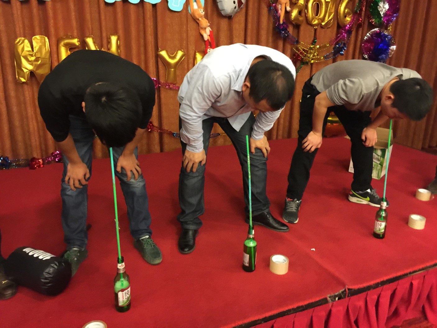 14个团队拓展带动气氛的小游戏