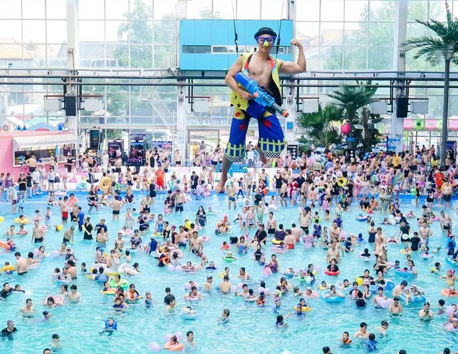【温都水城】水梦奇缘特惠99元双人畅玩造浪池、龙卷风滑道、温泉泡池项目超丰富！(图2)