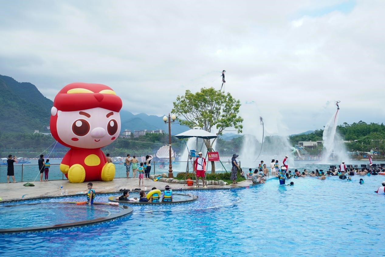 九游app：深耕“动漫IP+暑期经济”森林海度假区打造湾区文旅融合新标杆(图1)