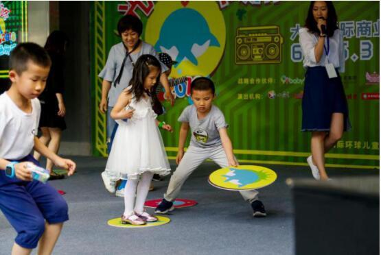 40个幼儿园亲子游戏提升孩子能力与乐趣！(图1)