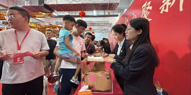 九游app：张村河北岸首个回迁社区开启幸福新生活(图5)