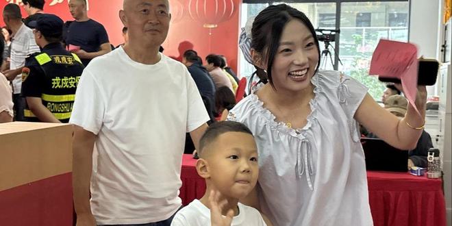 九游app：张村河北岸首个回迁社区开启幸福新生活(图1)
