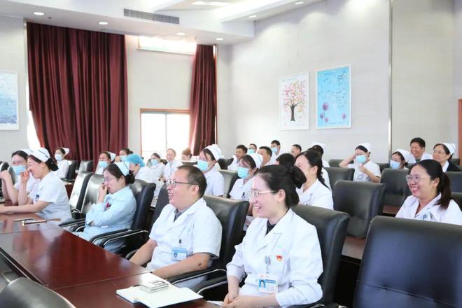 “医”路生花健康相伴——致敬第八届中国医师节(图3)