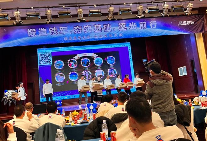 九游app：介绍9个超有趣的酒会晚宴暖场小游戏互动大全活跃氛围超好用!