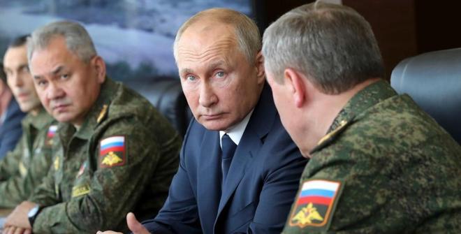 乌军突然开天眼一个早晨摧毁41架俄军军机：命中多架图95轰炸机(图9)