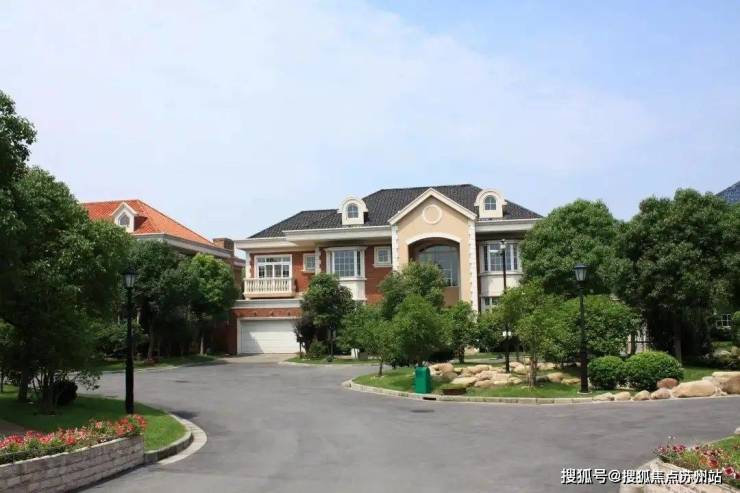 九游娱乐：绿宝园翡梵售楼处电话绿宝园翡梵售楼中心电线浦东康桥楼盘百科首页网站楼盘百科首页网站处24小时热线电话(图7)