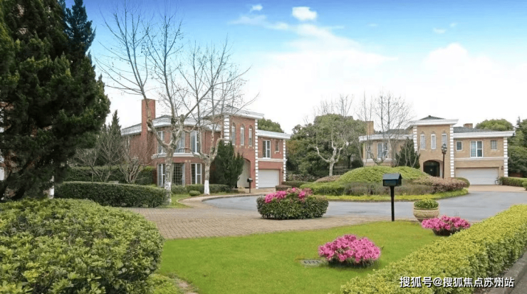 九游娱乐：绿宝园翡梵售楼处电话绿宝园翡梵售楼中心电线浦东康桥楼盘百科首页网站楼盘百科首页网站处24小时热线电话(图11)