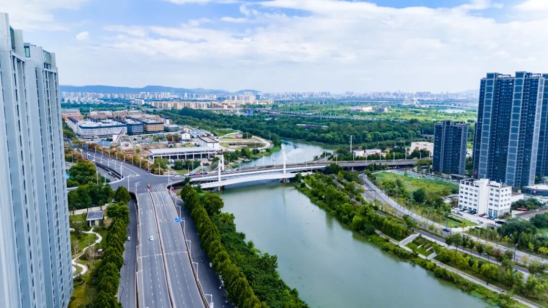 九游娱乐：在交付前5天我替业主们去看了这个主城大平层项目(图5)