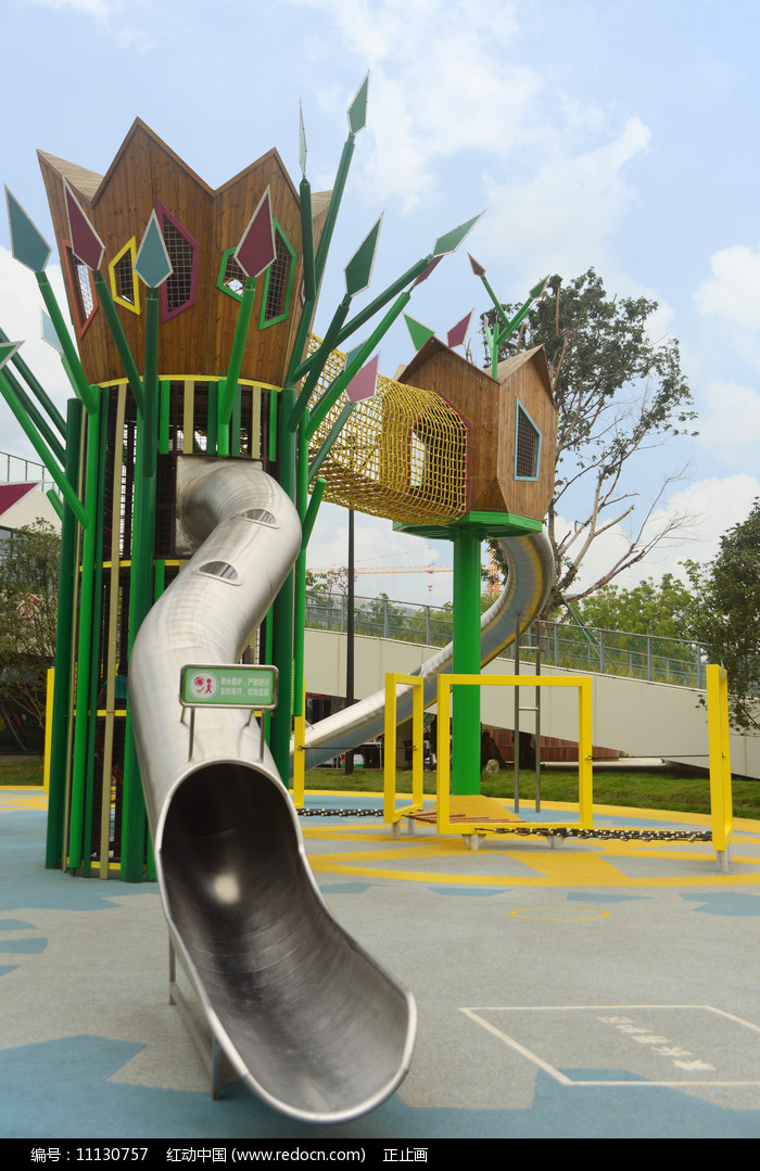 2025 年游乐气炮枪品牌最新推荐榜：景区  公园  儿童网红地摊设备仿真连发气泡枪游乐设备公司品牌推荐