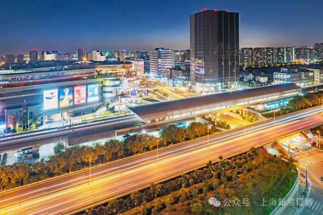 九游app：热搜榜首华润华发时代之城售楼处官方发布：大师级精装叠墅(图35)