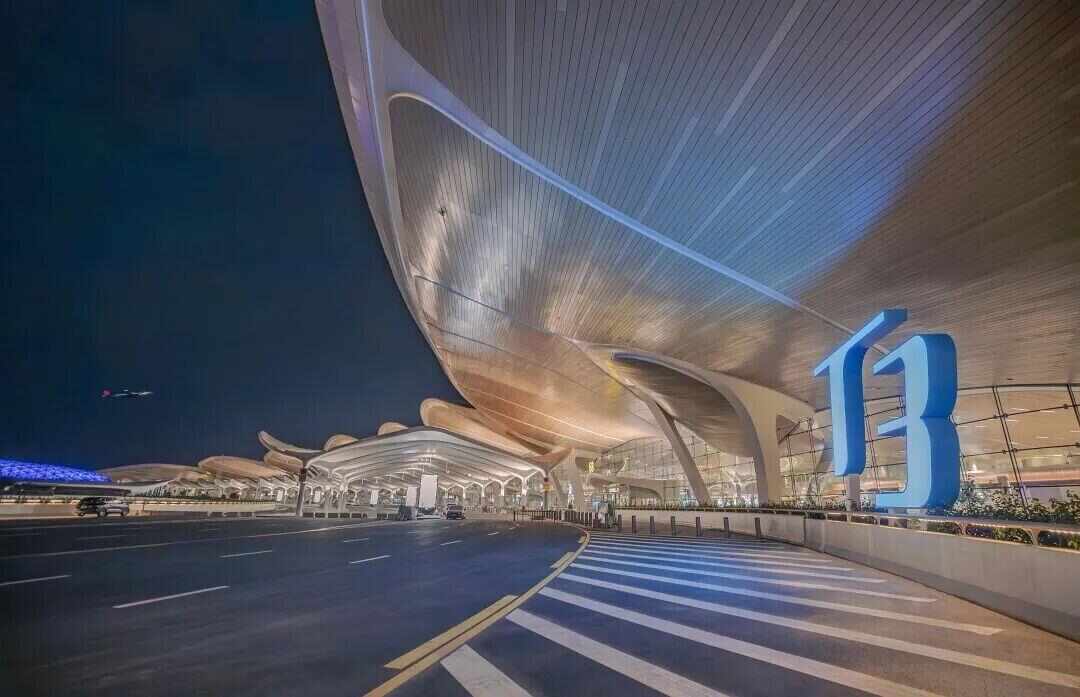 九游娱乐：超高颜值！白云机场T3航站楼已开放预约全国首创全景航空观景平台和瞭望塔等你来打卡