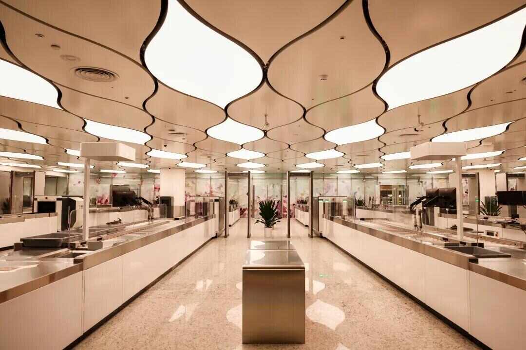 九游娱乐：超高颜值！白云机场T3航站楼已开放预约全国首创全景航空观景平台和瞭望塔等你来打卡(图5)