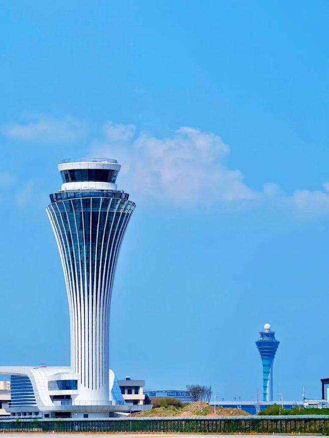 九游娱乐：广州白云国际机场T3航站楼投运 迈入“五条跑道+三座航站楼”运行时代(图10)