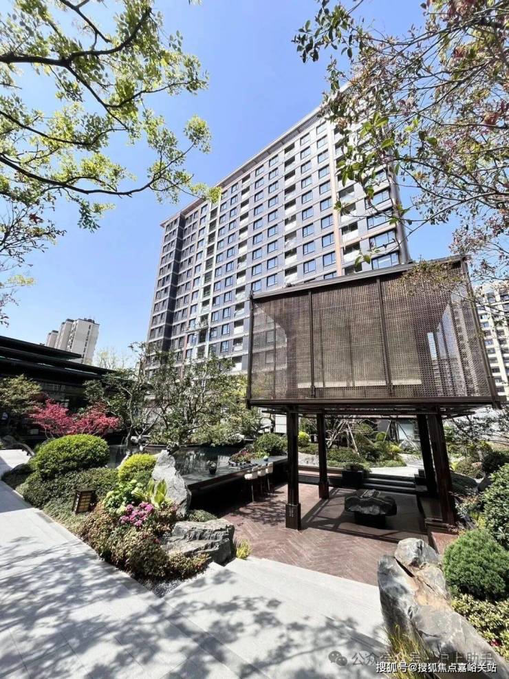 建发联发青云上售楼处│建发联发青云上 (营销中心) 官网 - 2025 销售中心 (售楼处)- 楼盘欢迎您 价格  户型  地址环境配套交房时间电话(图8)