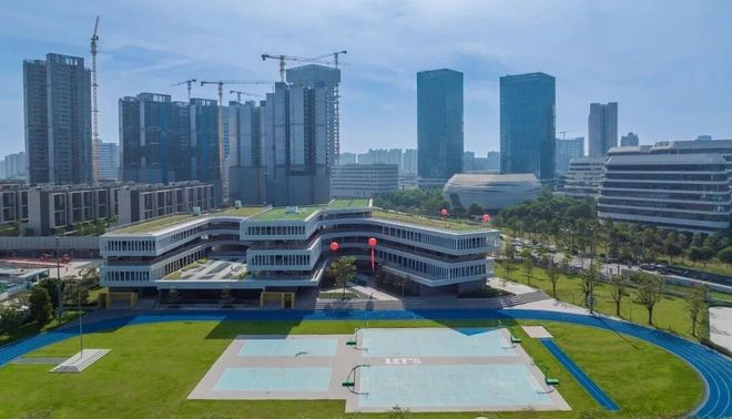 九游娱乐：热搜好房｜知识城悦辰壹号售楼处发布打造理想品质生活(图6)