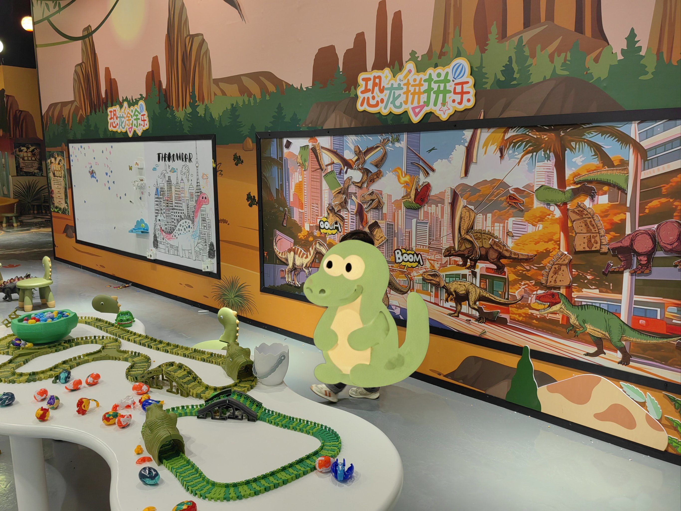 政策技术双轮驱动游戏经济生态破万亿！这些公司已成市场引擎