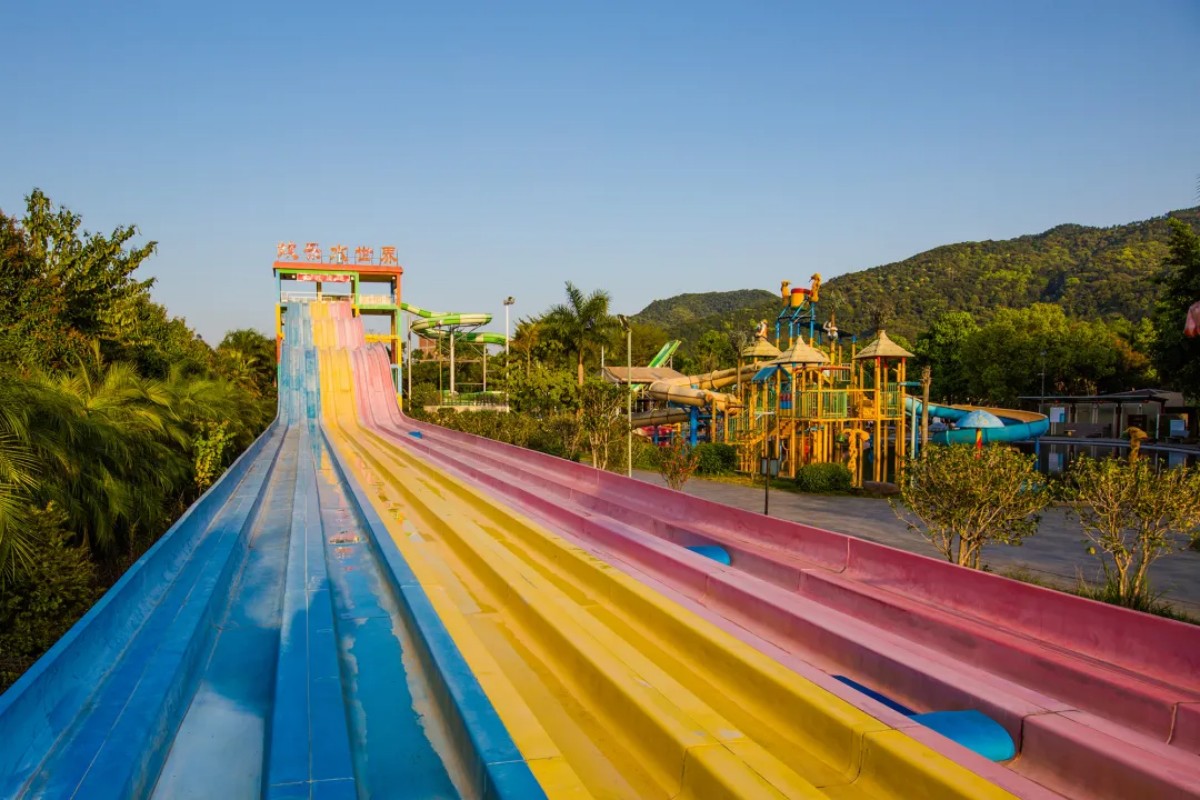 九游app：欢迎回来！人民公园大象滑滑梯