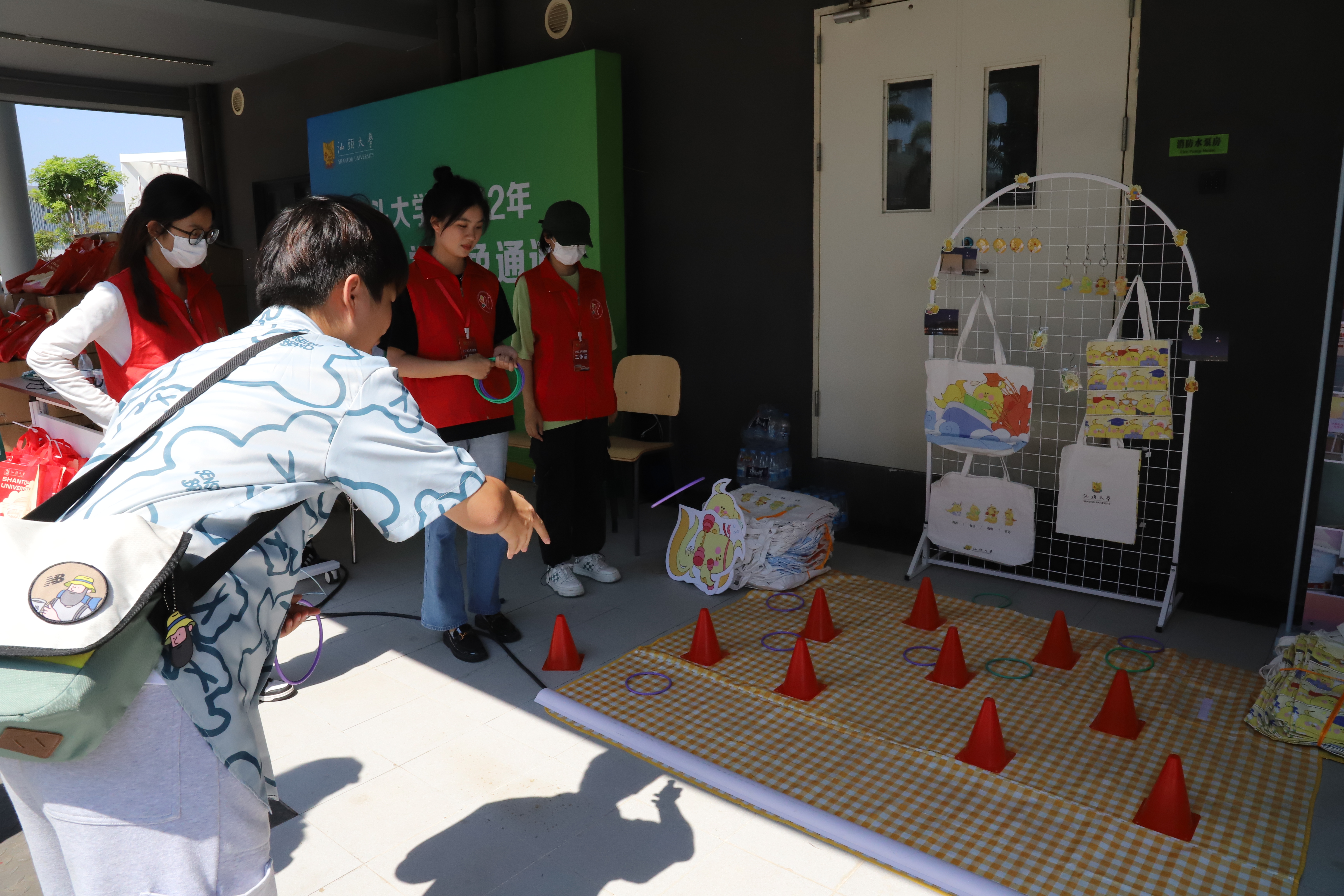 九游app：教你零难度制作大转盘抽奖小程序不懂编程的新手也能玩转!(图1)