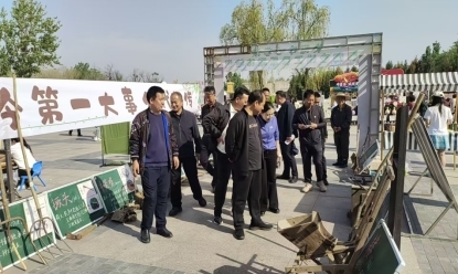 邢台市东静庵南街小学开展“春意童趣亲子同乐”家校亲子互动活动