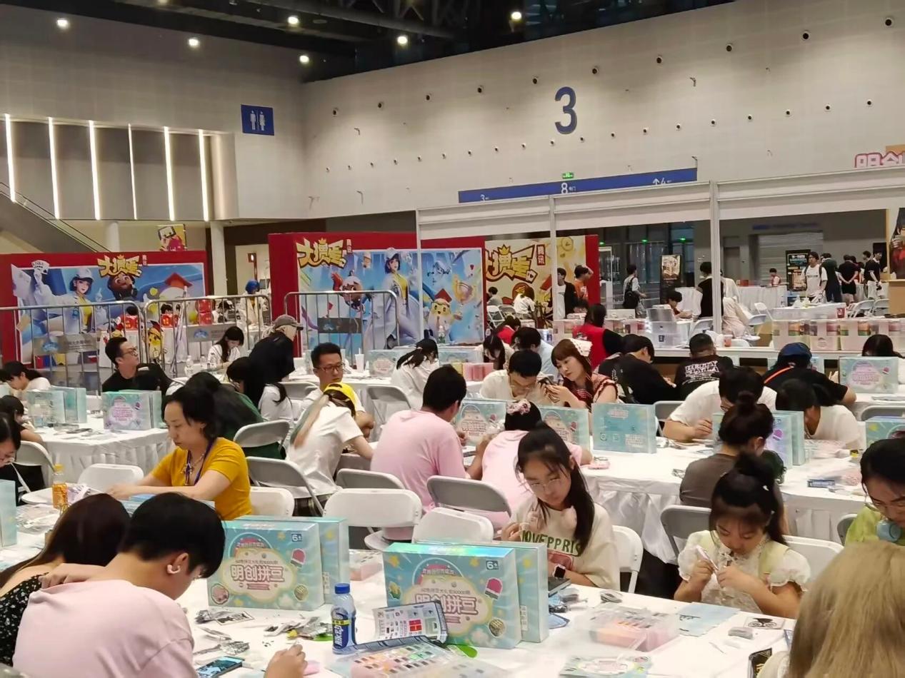 九游app：杭州动漫潮流互动展暨AD06动漫游戏嘉年华火热启幕(图3)