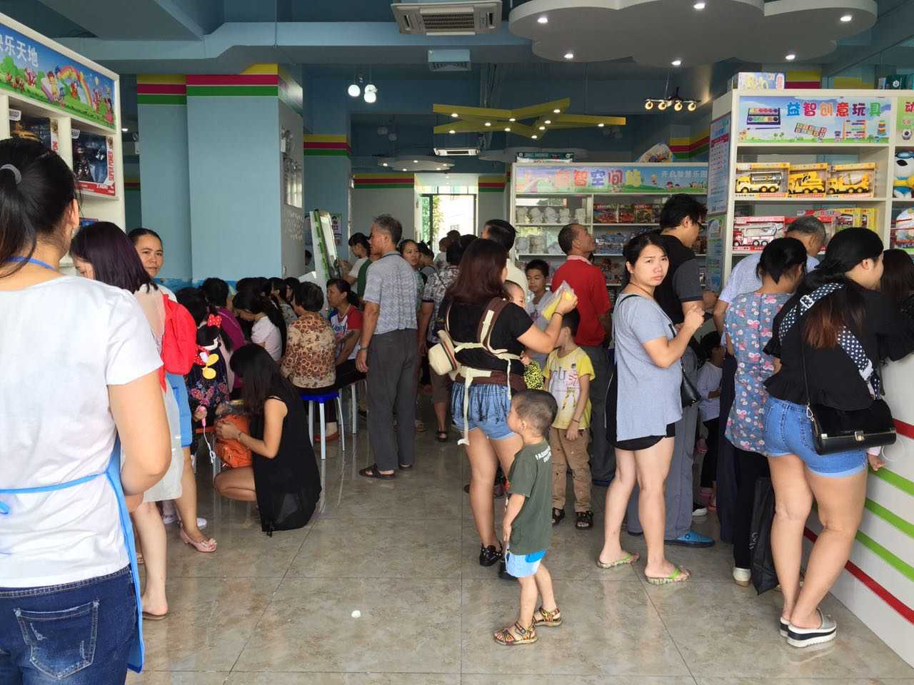 九游app：儿童乐园游乐设备厂家该如何选择哪家好