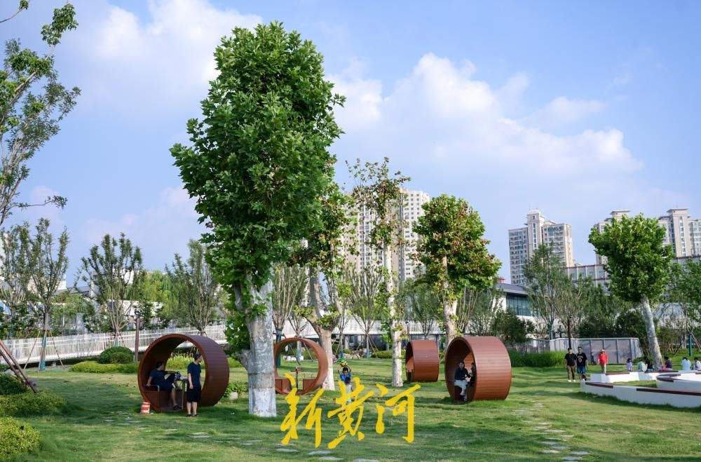 九游娱乐：槐苑文化体育公园将开放“神奇槐谷”游乐区吸引众多儿童
